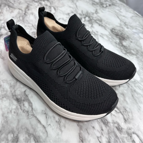 Skechers BOBS Women’s Sparrow 2.0- Allegiance Crew Sneake - Picture 12 of 14